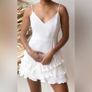 DO+BE White Ruffle Dress Size Large